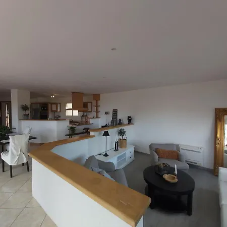 빌라 Beautiful With A Stunning View *