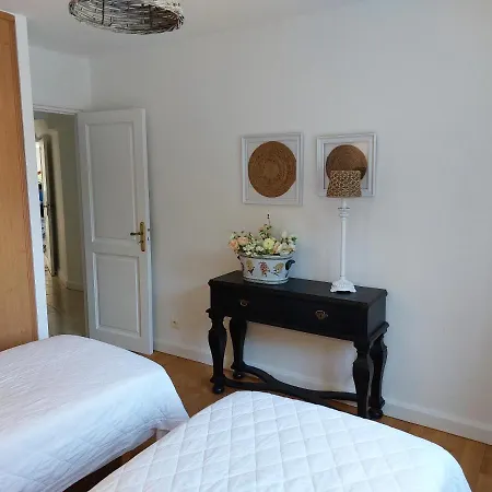 Beautiful With A Stunning View 빌라 *